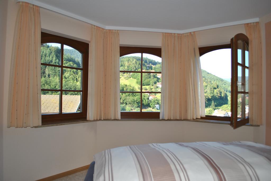 Ferienwohnung Schwarzwaldsteig Bad Peterstal-Griesbach Room photo